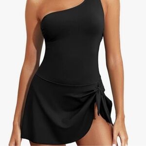 One-Shoulder Black one piece Bathing suit Swimdress with Side Tie Skirt